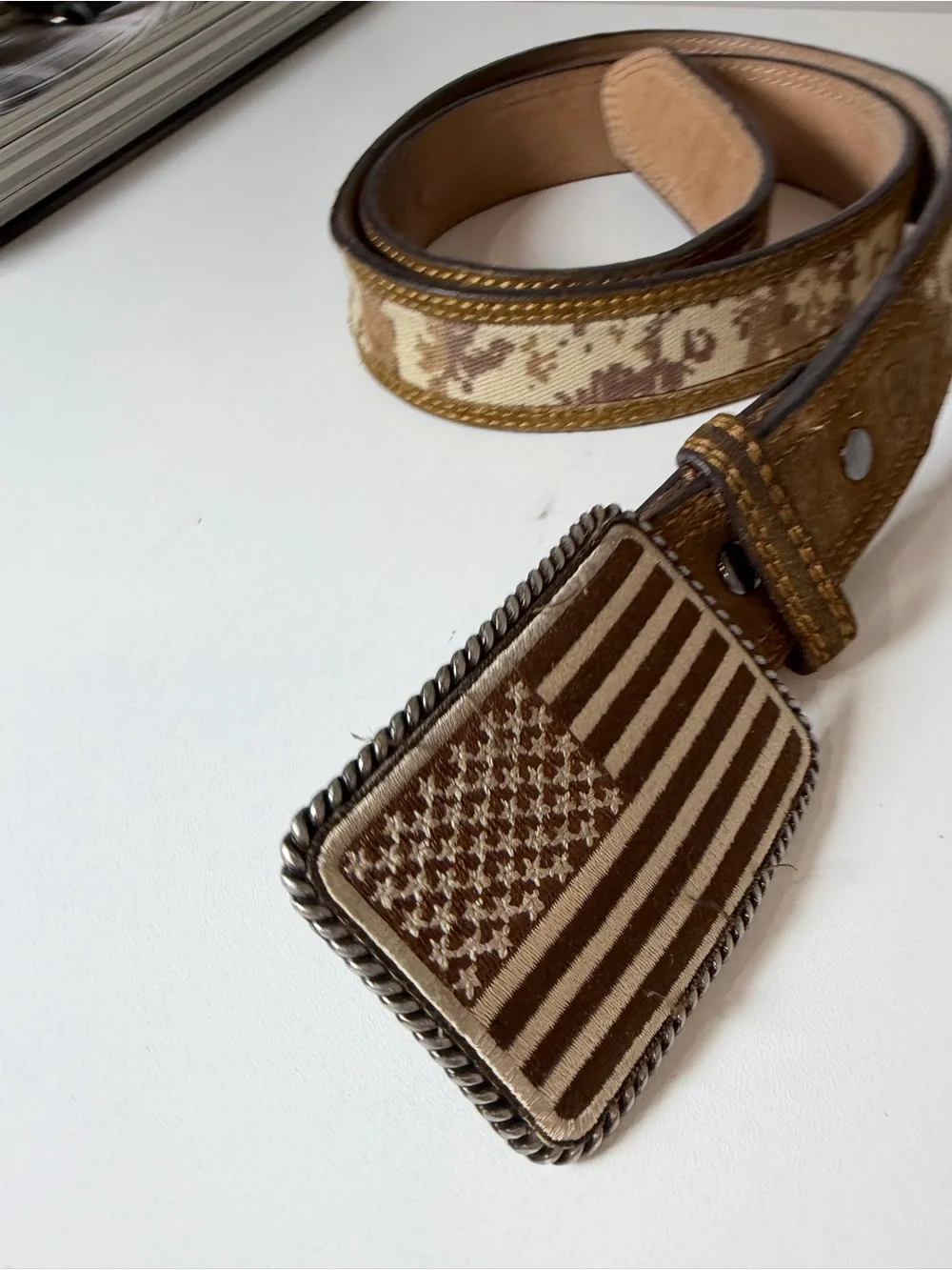 Ariat Size 40 Brown Canvas & Genuine Leather Belt with American Flag Buckle WOW